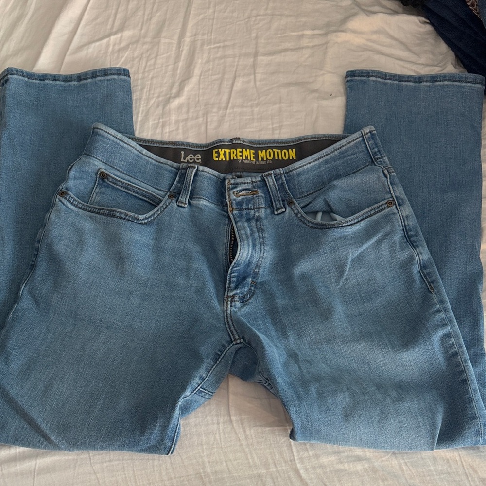Lee Men's Light Blue Relaxed Jeans